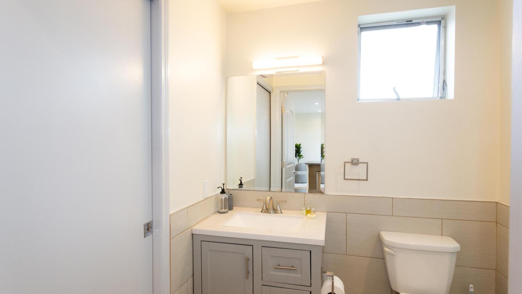 Apartahotel Three-bedroom Hollywood